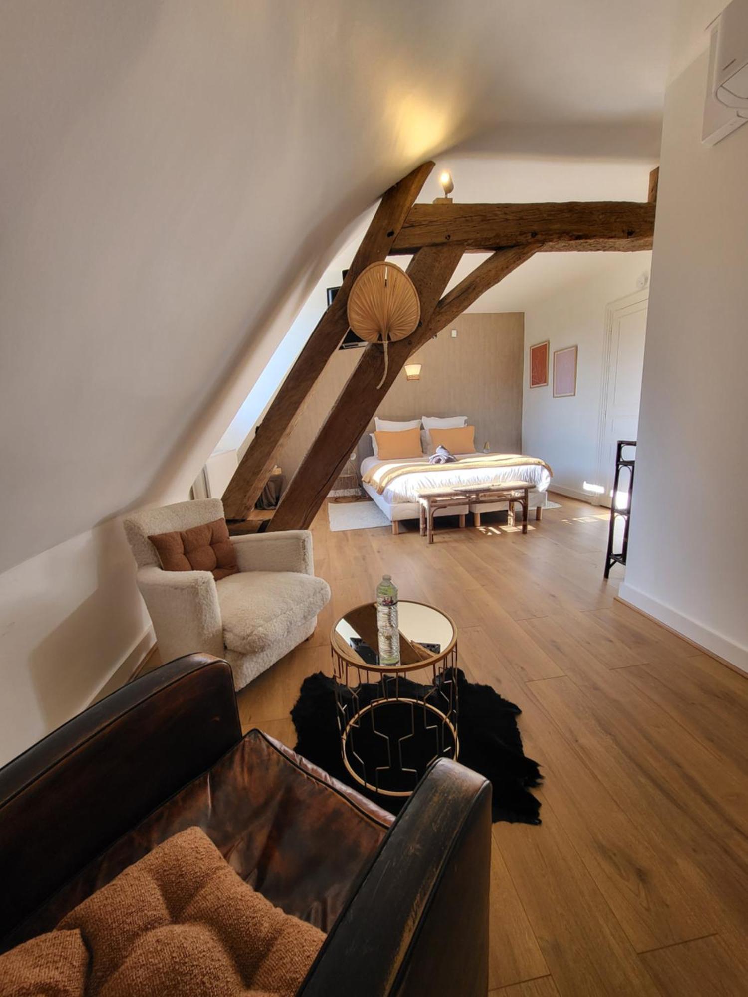 Domaine De Charme - Les Places Lassay-sur-Croisne Екстер'єр фото